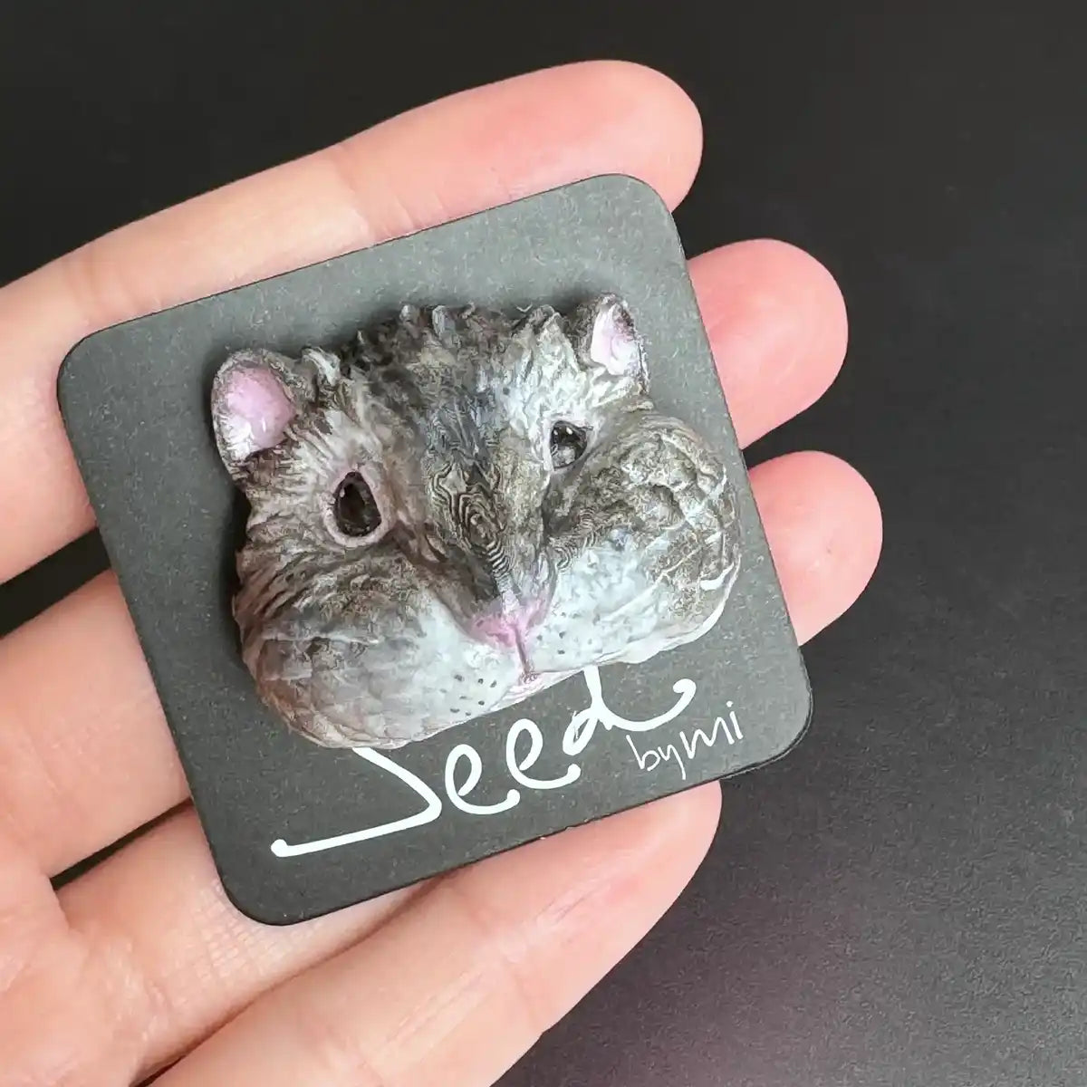 Grey & White hamster large 3D resin magnet – hand-painted decorative fridge accessory