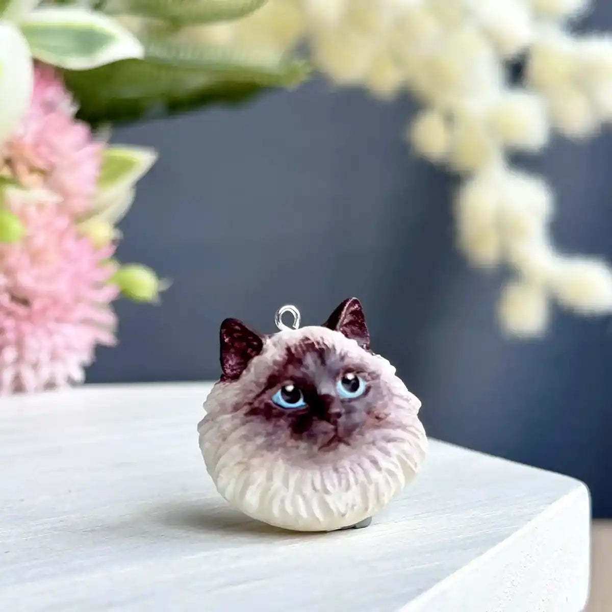 Hand-painted 3D Ragdoll long hair Cat Pendant – Seal Point Coat