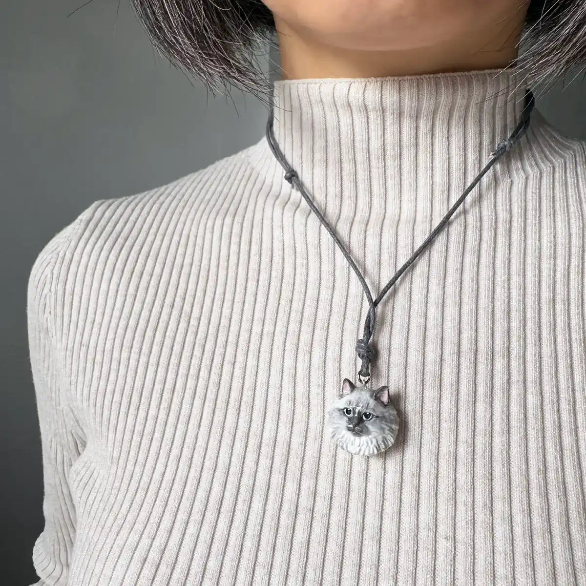 Blue Point Ragdoll long hair cat 3D Pendant Necklace – Handmade Resin Jewellery