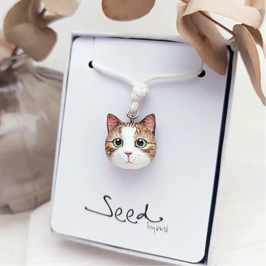 Domestic Shorthair Pendant necklace | Tabby & White