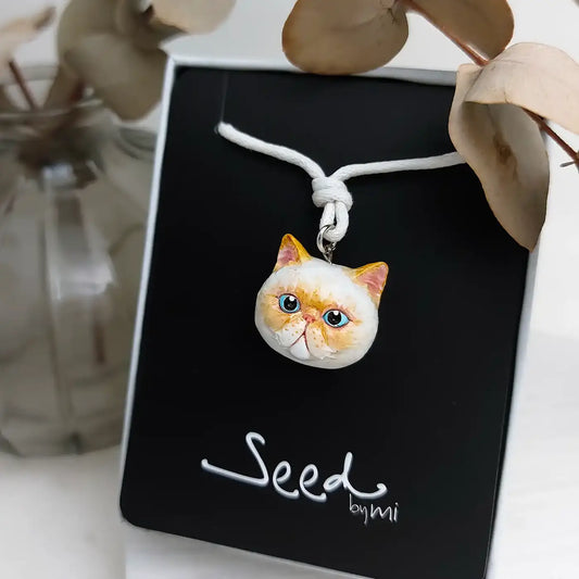 Exotic Shorthair Pendant necklace | Flame Point