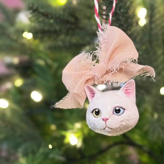 Domestic Shorthair Cat Tree Ornament | White, Odd-Eyed & Diamond shape
