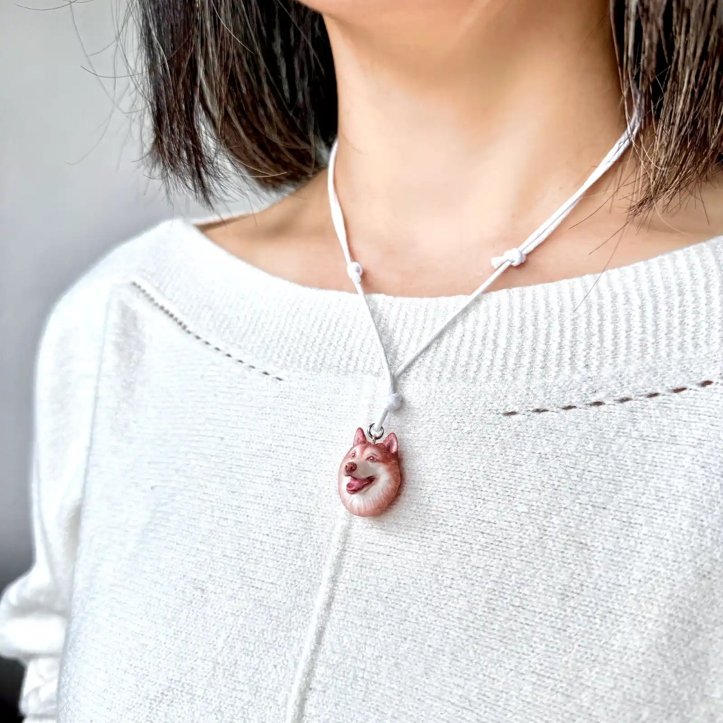 Husky Pendant necklace | Red