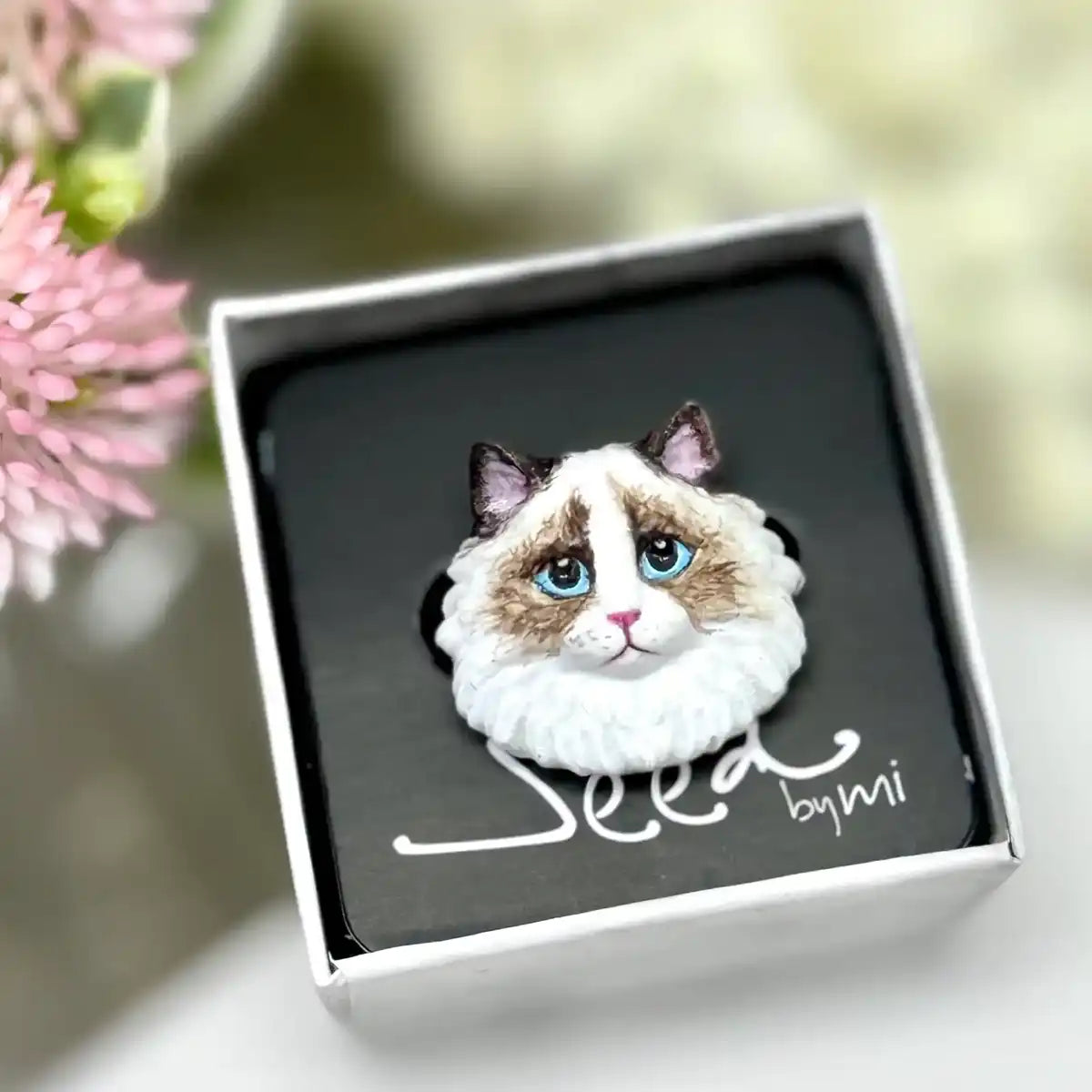 Ragdoll Brooch | Seal Point Bicolour