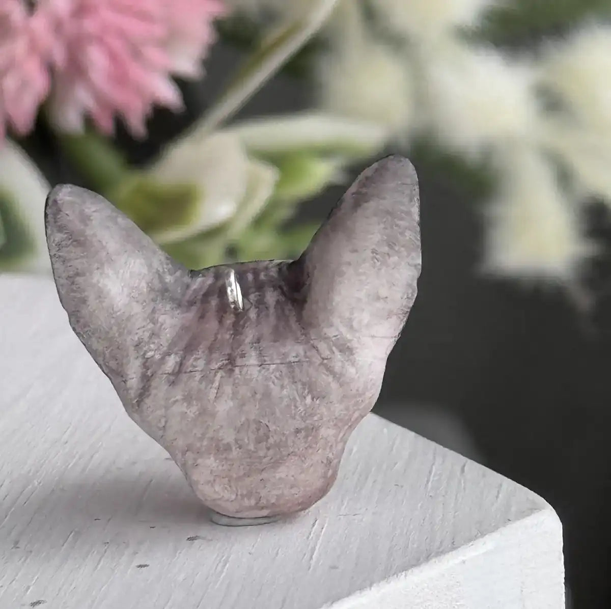 Sphynx cat Blue point pendant necklace back view