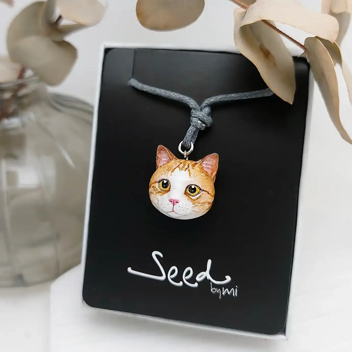 cat domestic shorthair ginger white pendant necklace package display