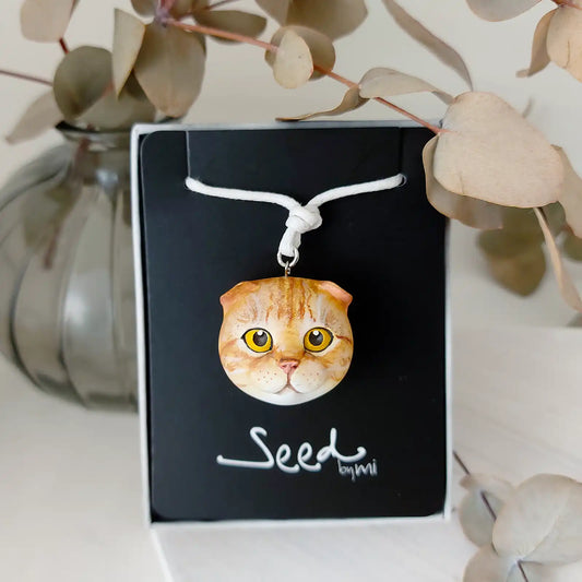 cat scottish fold ginger large pendant package display