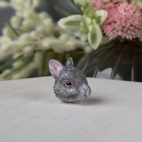 Dwarf rabbit opal pendant turn table