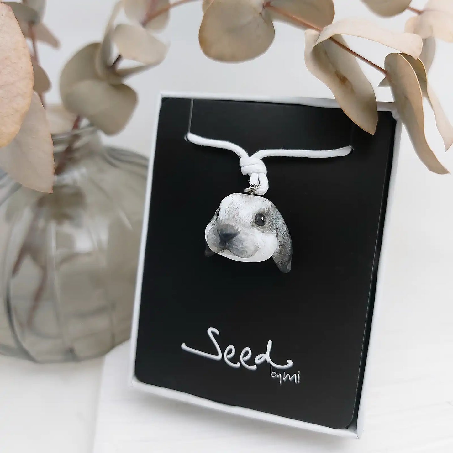 rabbit lop broken chinchilla pendant package display